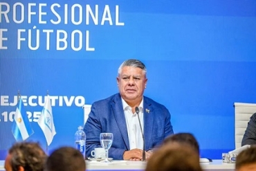 Reunión en Ezeiza para definir si levanta el paro del fútbol