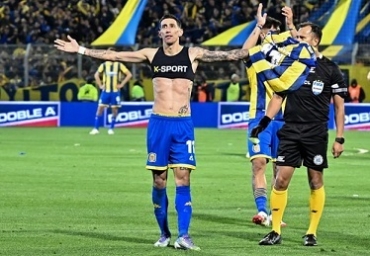 Un golazo de Di María selló otra victoria Canalla ante Newell´s en Arroyito
