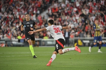 Central fue goleado por River en el Monumental