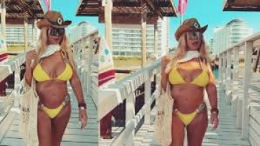 Graciela Alfano deslumbró en Punta del Este con un bikini atrevido a los 73 años