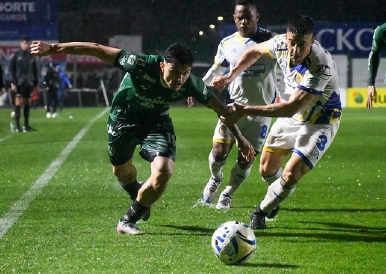 Sarmiento - Rosario Central: Suspendido por las complicadas condiciones climáticas