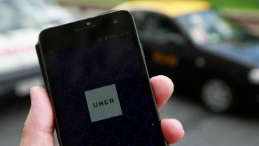 Los choferes de Uber reclaman actualizar tarifas y los taxistas apoyan la medida