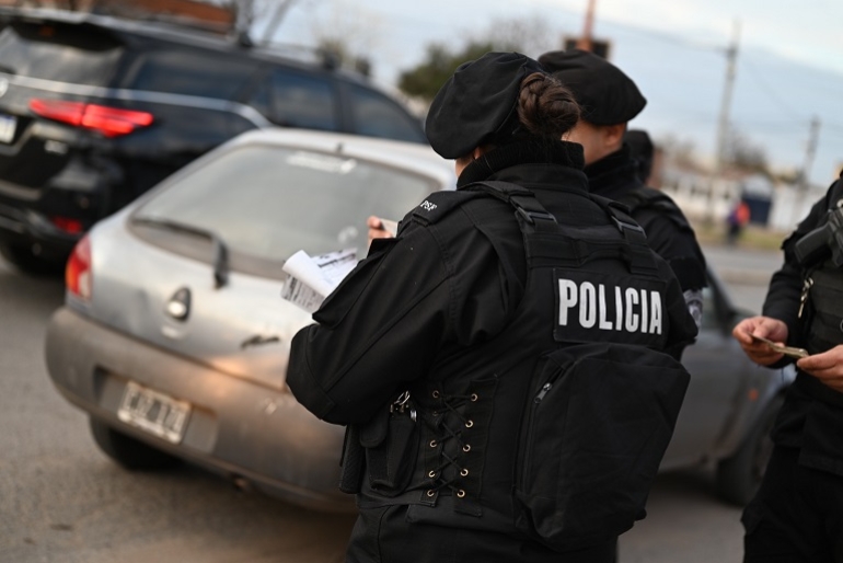 ANTE EL INCREMENTO DE LA PRESENCIA POLICIAL, LOS ÍNDICES DE HECHOS VIOLENTOS Y DELICTIVOS HAN DISMINUIDO EN VILLA GOBERNADOR GÁLVEZ