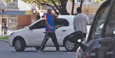 La ley que prohíbe la actividad de los trapitos tiene media sanción en el Senado