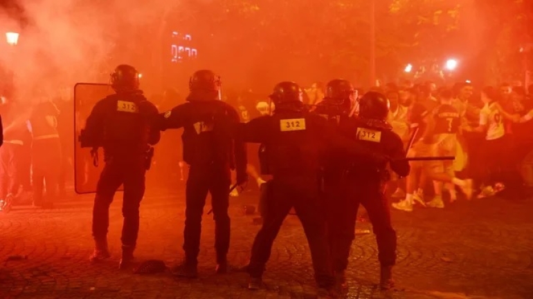 Festejo trágico en París: Dejó 3 muertos, 192 heridos y 559 detenidos la histórica victoria del PSG en la Champions
