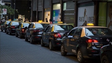 Se aprobó la suba del 30% para la tarifa de taxis y remises