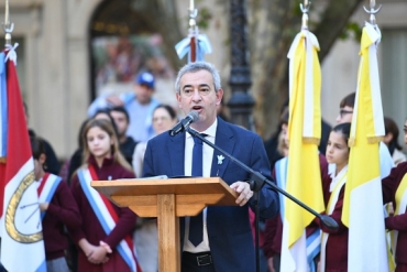 Javkin: "Vencer con la revolución de la gente buena a las mafias"