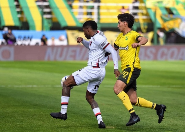 Newell's empató con suplentes ante Defensa en Florencio Varela