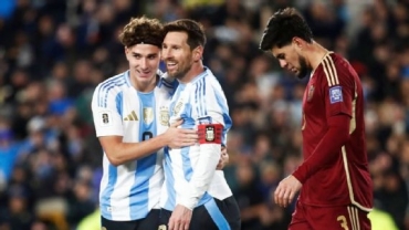 Con dos goles de Messi y uno de Lautaro Martínez, la Selección Argentina goleó a Venezuela
