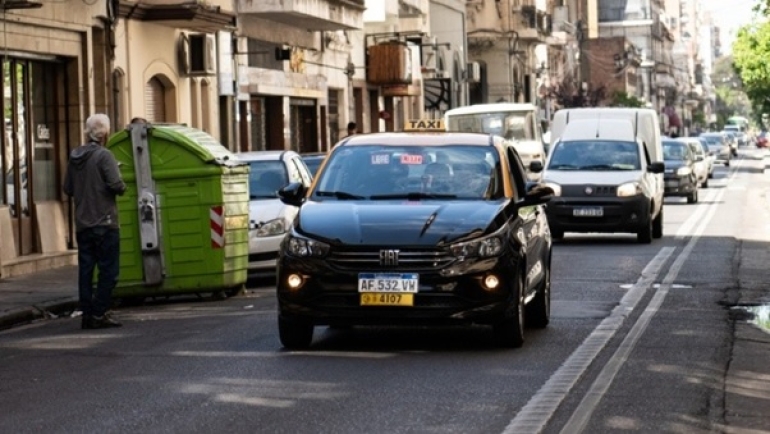 Taxistas quieren evitar sanciones por usar apps ilegales