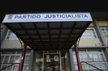 Legisladores peronistas exigen explicaciones por la ausencia del PJ en un acto clave de la Junta Electoral