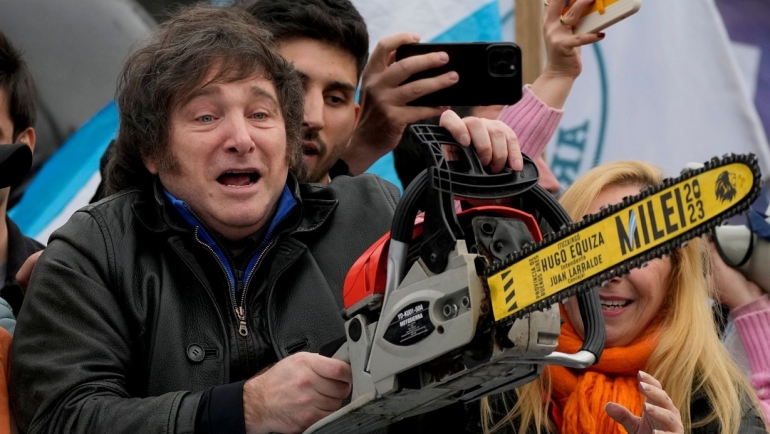 Milei: “En 2025 seguiré a full con la motosierra”