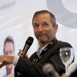 Aluar quiere entrar al negocio de los datacenters y cuestiona que las inversiones se estén yendo a Uruguay