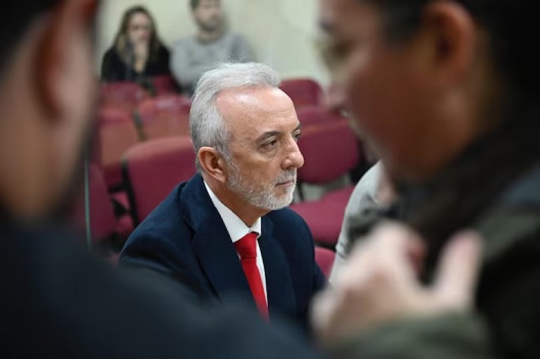 Milei le acepta la renuncia al juez Bailaque y quedaría preso desde este martes