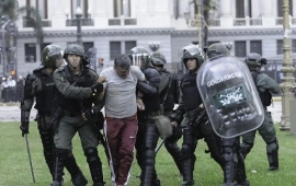 El Gobierno cruzó a la jueza que libero a los detenidos en la marcha por los jubilados