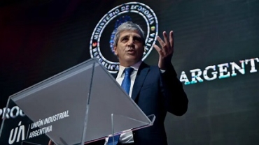 Toto Caputo habló de "ralentización" del proceso de desinflación y lo atribuyó al "ataque político"