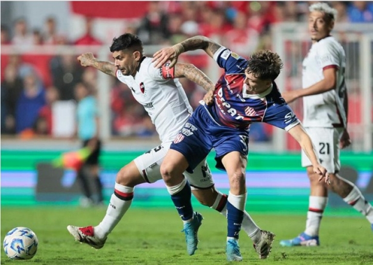 Newell´s empató con Unión  1 a 1 y no le sirve para clasificar