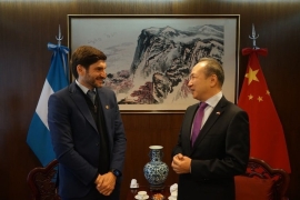 Embajador chino y Pullaro, inaugura el primer embarque de trigo argentino a China