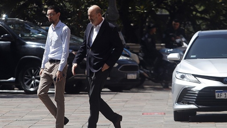 Cumbre de Sturzenegger y Lugones en medio de la pelea interna por la crisis del fentanilo