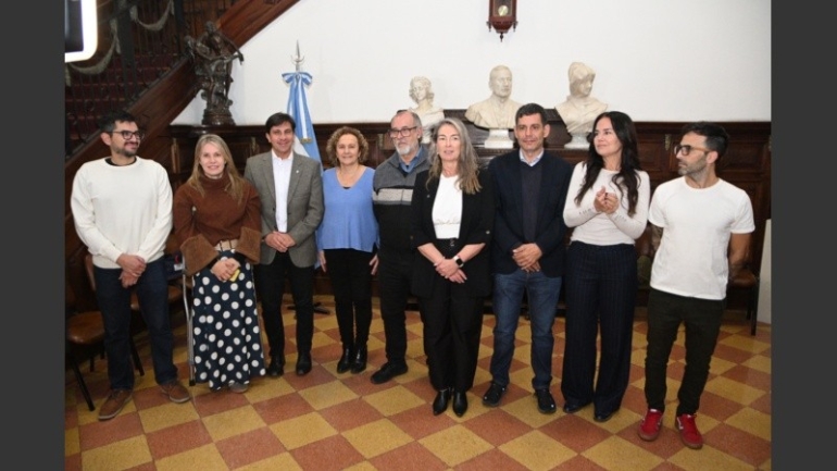 Concejales de Unidos le exigen a Losada y Galaretto que voten contra el tarifazo del gas