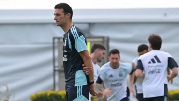 Los siete jugadores que acompañan al plantel de la Selección Argentina en Kansas