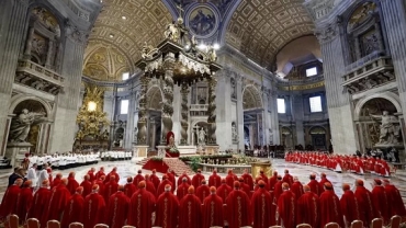 Comienza el cónclave en el Vaticano con un pedido especial para los cardenales