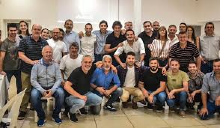NO a Agustín Rossi: Los intendentes viajan para pedir ser escuchados