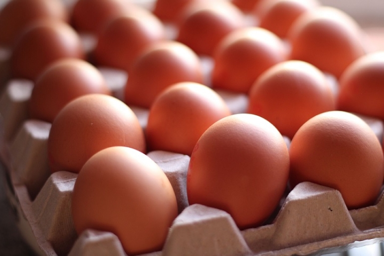 Los huevos subieron casi 50% en un mes