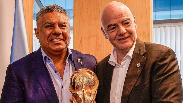 Gianni Infantino felicitó y apoyó a Claudio Tapia en su nuevo rol en la FIFA
