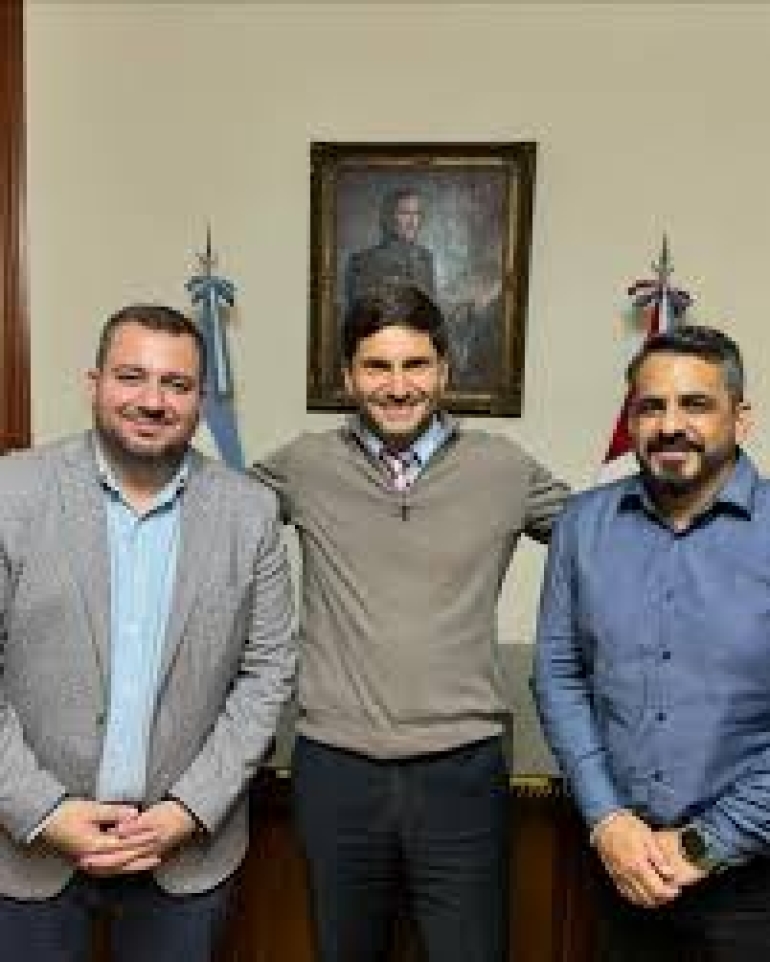 ¿Quién financió el festival evangélico Palau en Monumento a la Bandera?