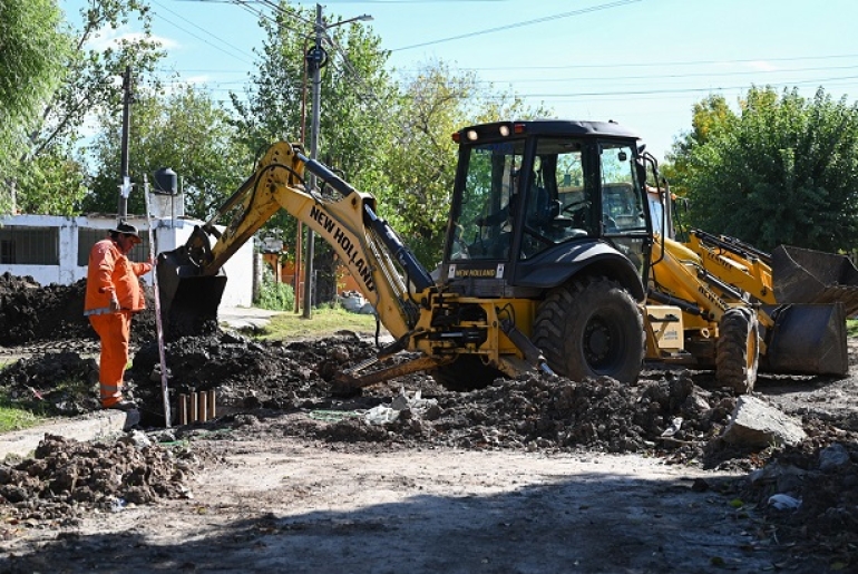 VILLA GOBERNADOR GÁLVEZ AVANZA CON 4 OBRAS FUNDAMENTALES EN BARRIO CORONEL AGUIRRE