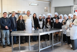 LA MUNICIPALIDAD INAUGURÓ UN CENTRO DE CAPACITACIÓN Y PRODUCCIÓN GASTRONÓMICA EN BARRIO LA PALOMA