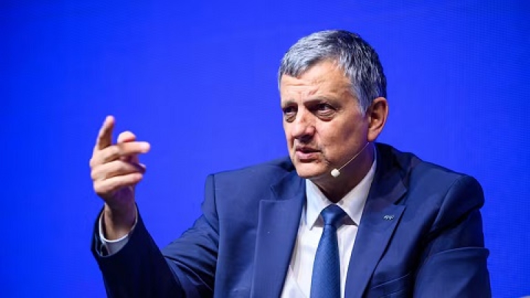 YPF congela precios por 45 días para amortiguar el impacto la guerra