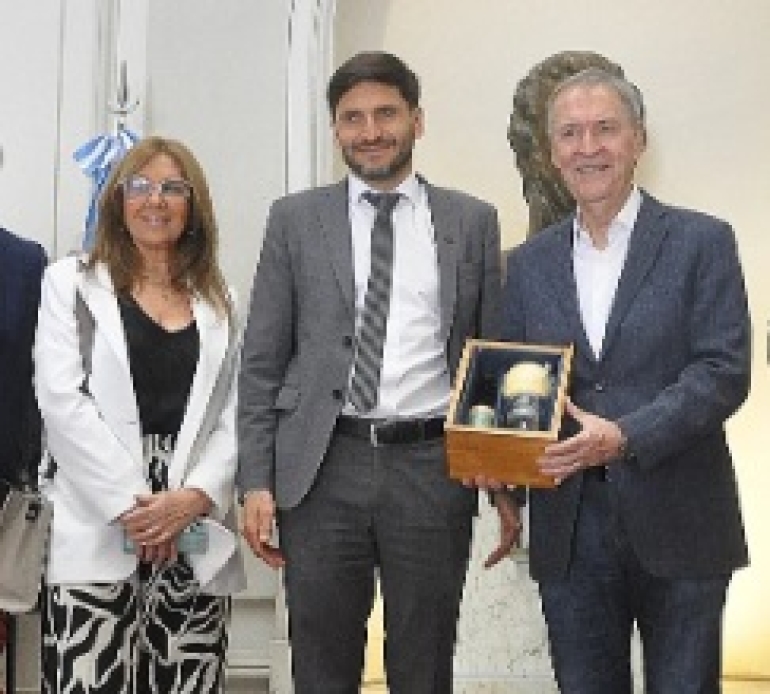 Funcionaria provincial acusada de truchar firmas