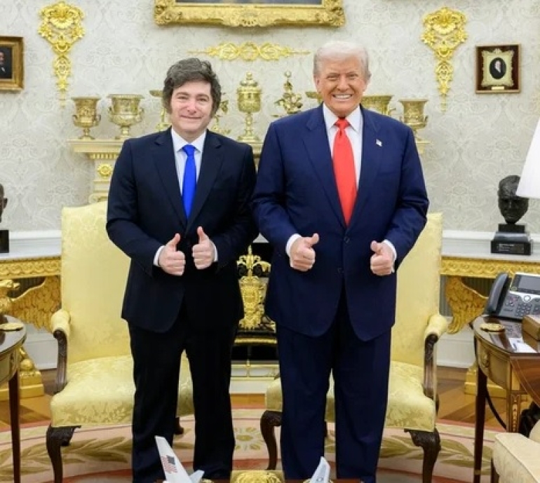 Trump advirtió: Si no gana Milei en las elecciones "No seremos generosos con Argentina"