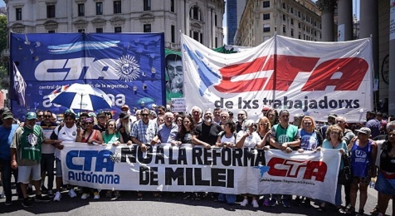 La clase trabajadora se movilizó contra la reforma laboral de Milei y las patronales
