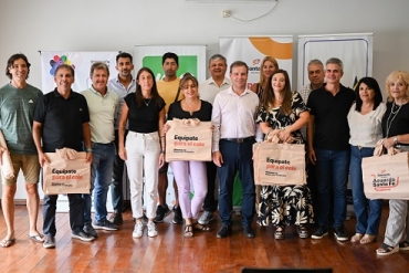 SE PRESENTÓ “EQUIPATE PARA EL COLE” EN VILLA GOBERNADOR GÁLVEZ