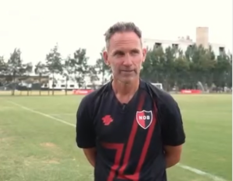 Lucas Bernardi será el DT interino de Newell´s