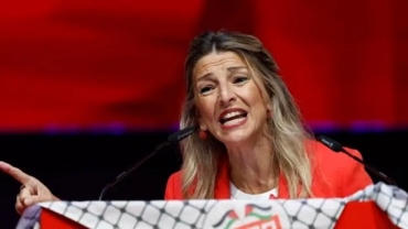 “Indignada” la vice de Pedro Sánchez se despega del escándalo político-sexual que sacude a España