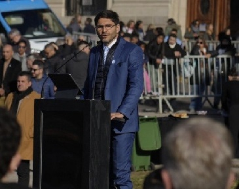 Pullaro en Rosario: “Tenemos que volver a una Nación federal y que los recursos del interior vuelvan en las obras que necesitamos