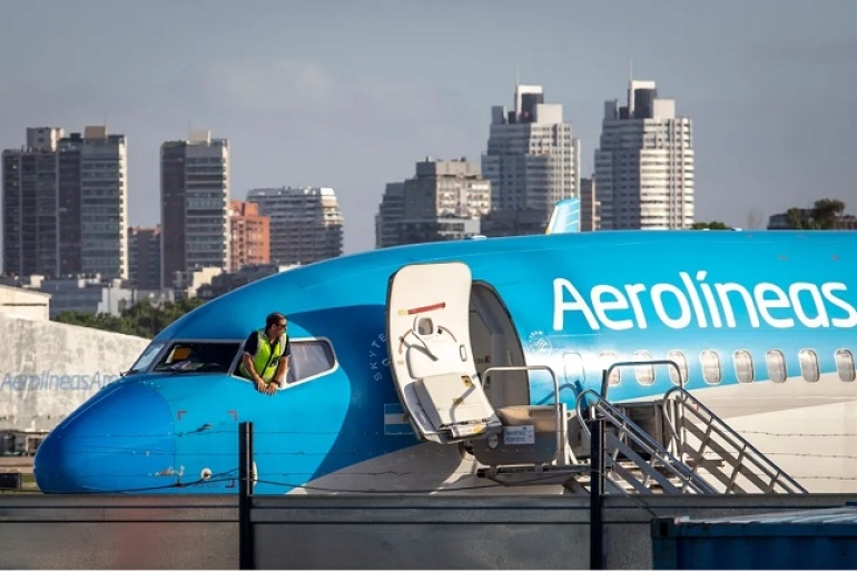 Aerolíneas Argentinas llegó a un acuerdo con gremios y ponen fin al conflicto