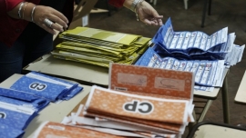 Elecciones: Pullaro tomó la delantera y se impuso con ventaja en los convencionales