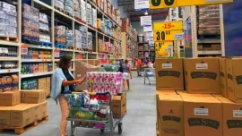 La inflación mayorista se aceleró a 2,4% en diciembre y el acumulado de 2025 cedió a 26,2%