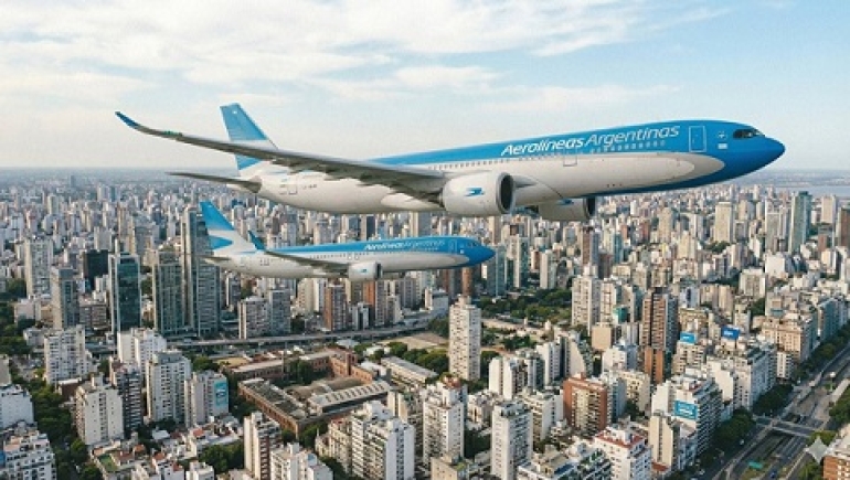 Un programador argentino viajó por el mundo estafando a Aerolíneas