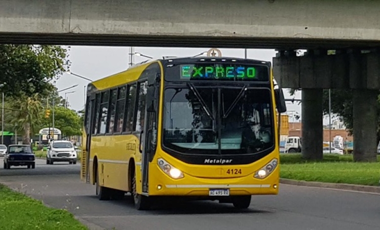 Más frecuencia de colectivos entre Rosario y Pueblo Esther