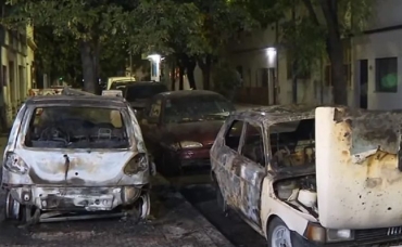 Los Quemacoches atacaron nuevamente