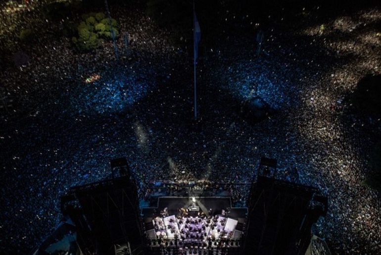 Más de 250.000 personas disfrutaron el show de Baglietto y Nicky Nicole